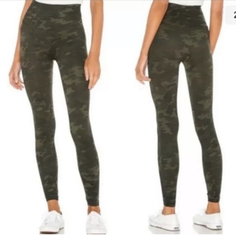 Spanx Look At‎ Me Now Camo Leggings size M